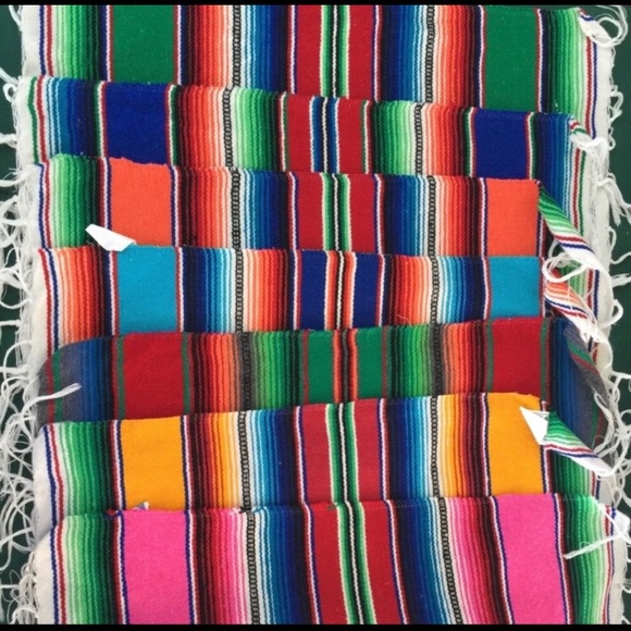 Zarape placemats Price for 13 - Picture 1 of 1